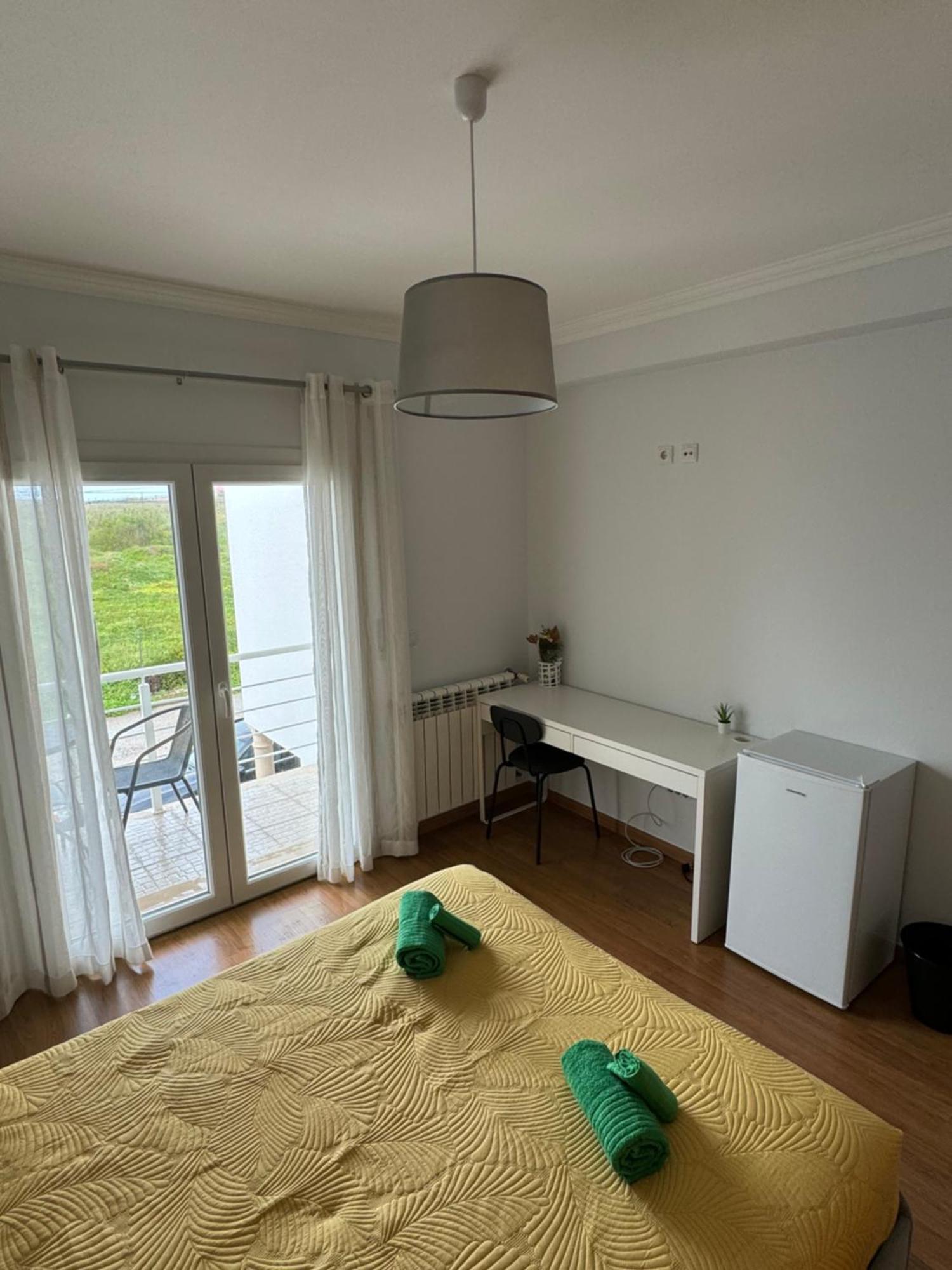 Sunny Baleal Guesthouse Ferrel (Leiria) Exterior foto