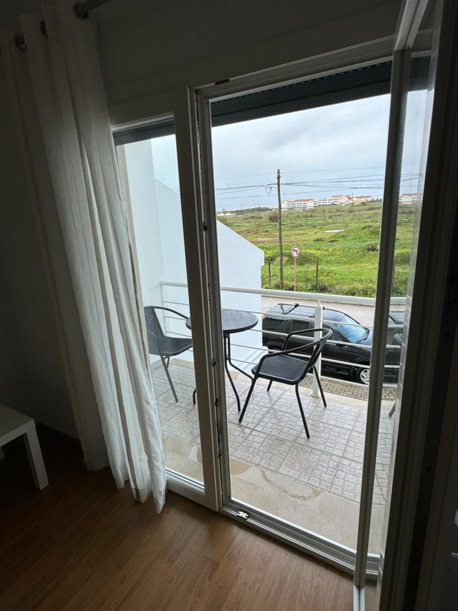 Sunny Baleal Guesthouse Ferrel (Leiria) Exterior foto